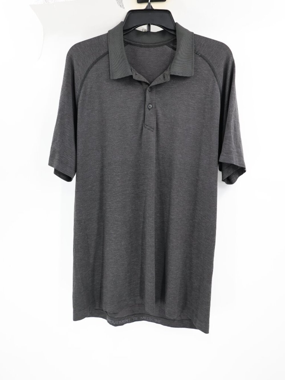 Lululemon Polo Shirt Mens XL Movement Is Medicine Short Sleeve Golf metal vent